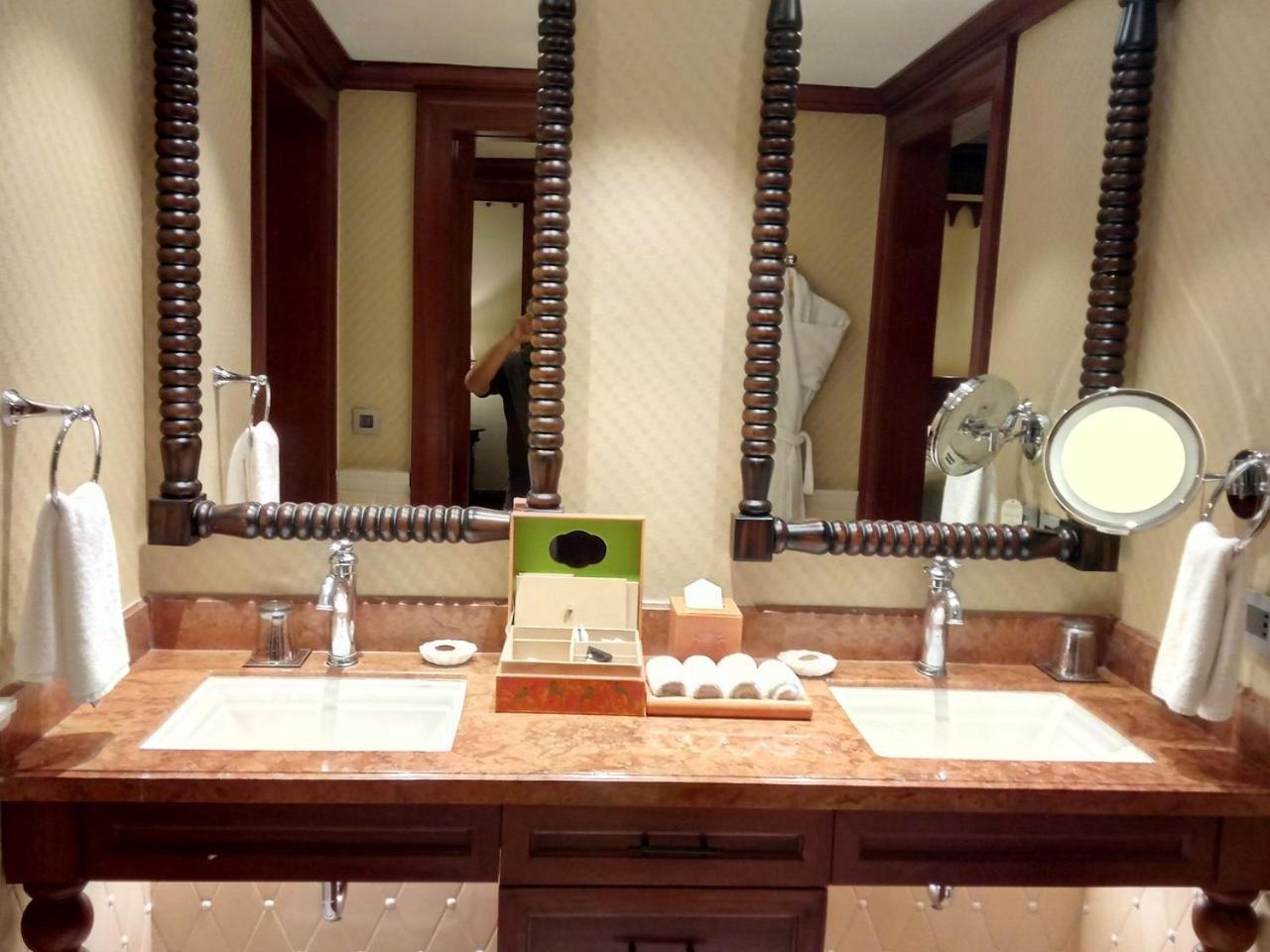 Hotel Itc Grand Bharat, A Luxury Collection Retreat, Gurgaon, New Delhi Capital Region Exteriér fotografie